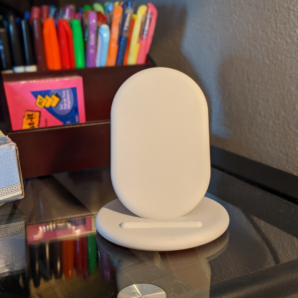 *SOLD* Google Pixel Stand